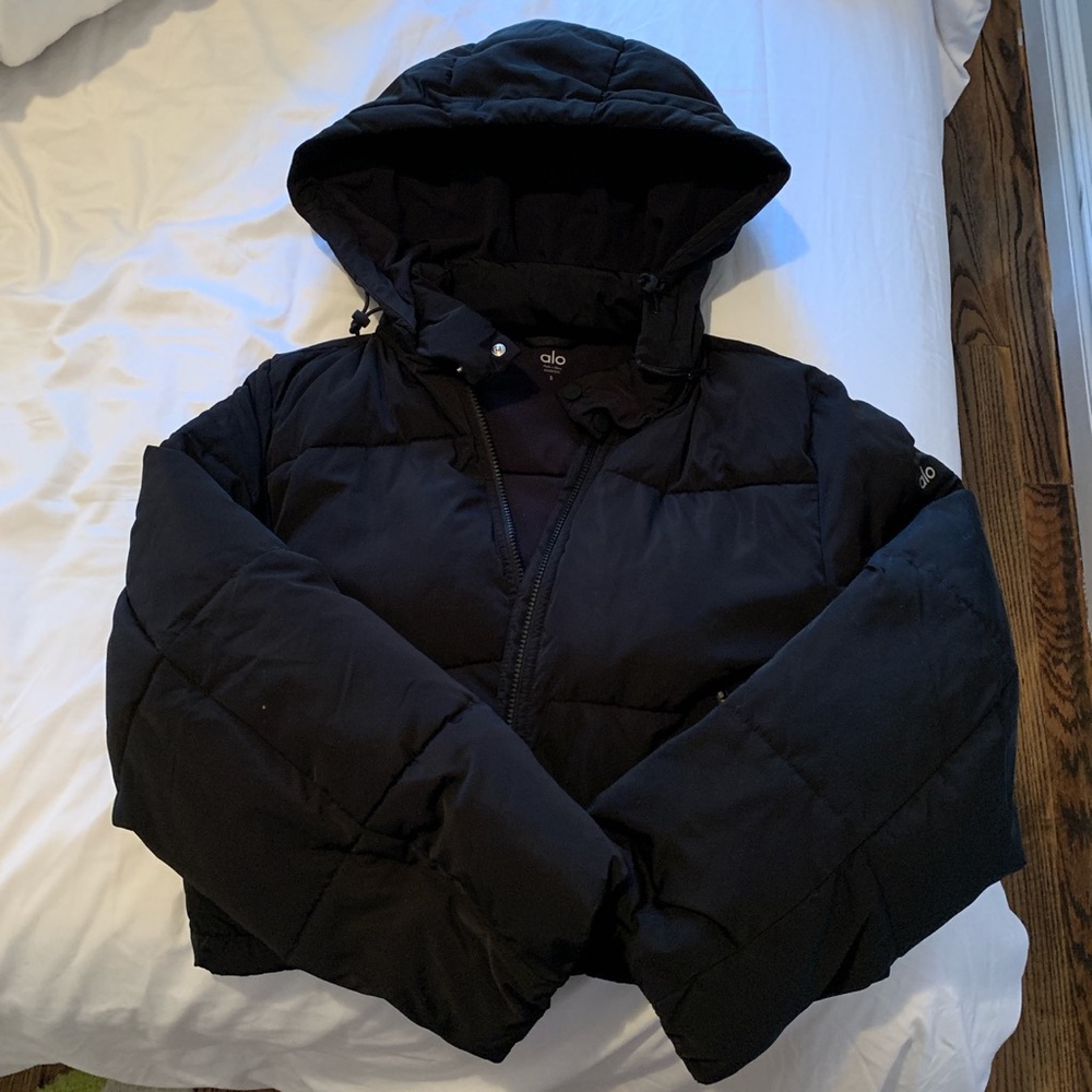 alo black puffer jacket